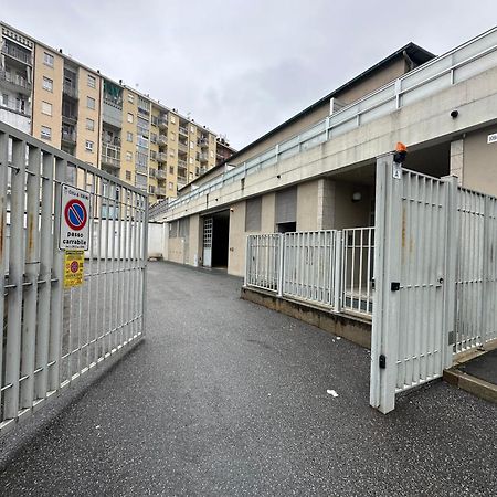 Stadio Olimpico Torino - Parcheggio Privato エクステリア 写真